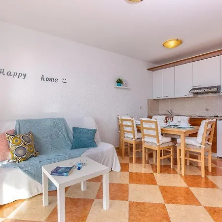 Apartman Mit Balkon Und Meerblick Crikvenica