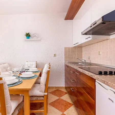 Apartman Mit Balkon Und Meerblick *